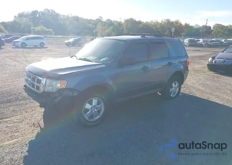 2012 Ford Escape Xlt z USA, uszkodzony, nr VIN 1FMCU0D71CKA97545